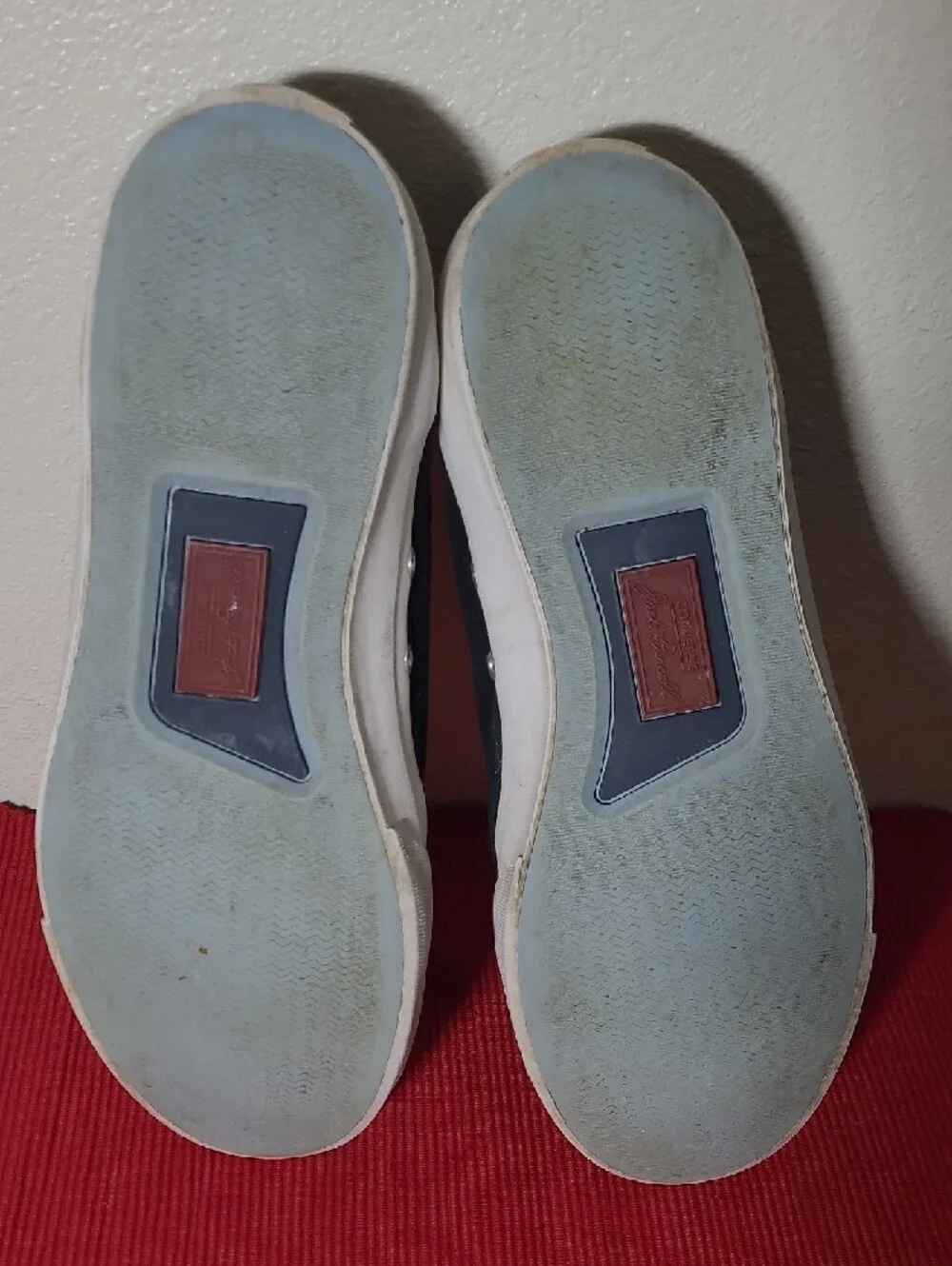 Converse Navy Low-Top Sneakers with White Trim - Picture 6 of 13